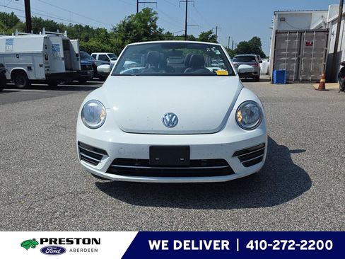 Used 2018 Volkswagen Beetle 2.0T S FWD image 1