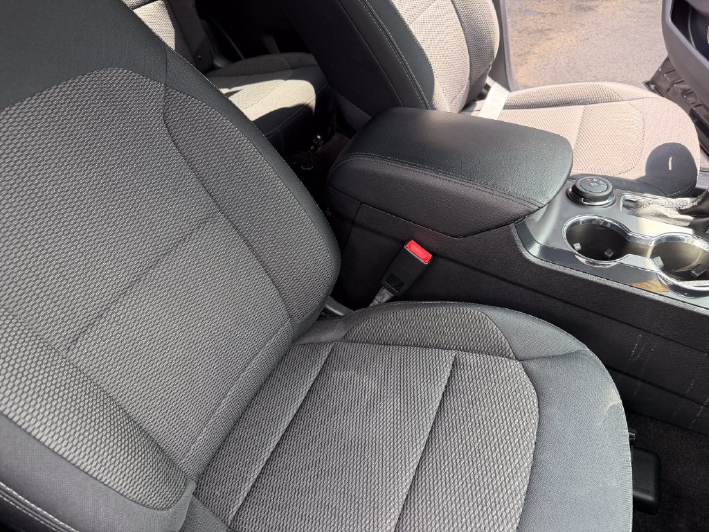 Used 2018 Ford Explorer XLT AWD/4WD image 10