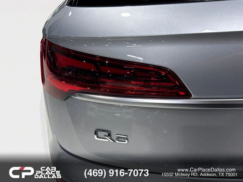 Used 2021 Audi Q5 2.0T Premium w/ Convenience Package AWD/4WD image 19