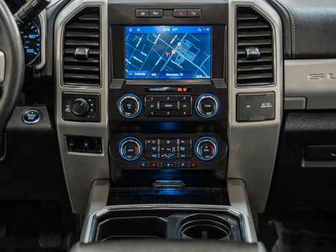 Used 2021 Ford F350 Lariat image 29