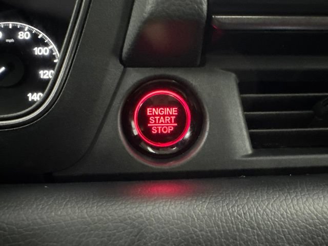 Used 2025 Honda Pilot TrailSport image 16