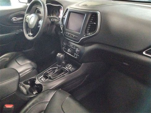 Used 2023 Jeep Cherokee Altitude Lux w/ Lux Elite Package image 22