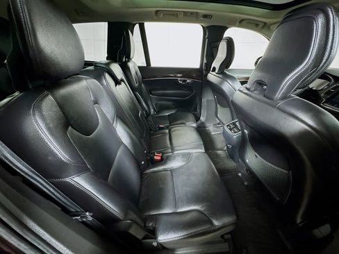 Used 2019 Volvo XC90 T6 Momentum w/ Advanced Package image 26