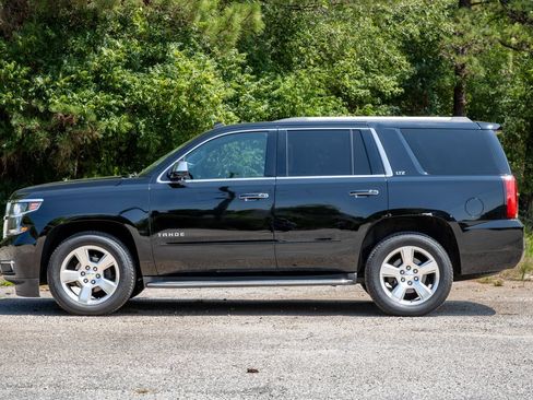 Used 2015 Chevrolet Tahoe LTZ w/ Max Trailering Package AWD/4WD image 9