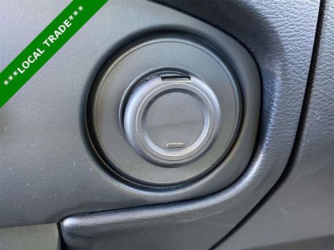 Used 2023 Nissan Frontier SV w/ Midnight Edition Package image 21