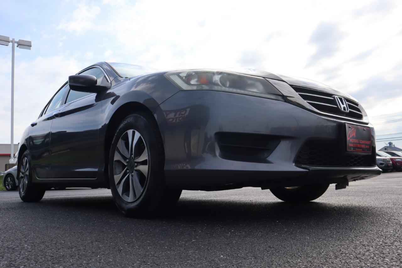 Used 2013 Honda Accord LX image 17