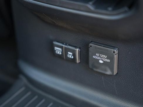 New 2026 Toyota Tundra Limited AWD/4WD image 36