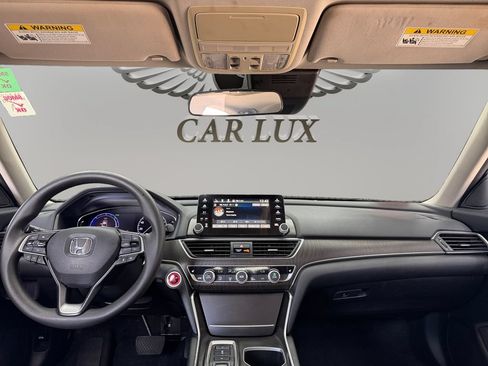 Used 2018 Honda Accord EX image 11