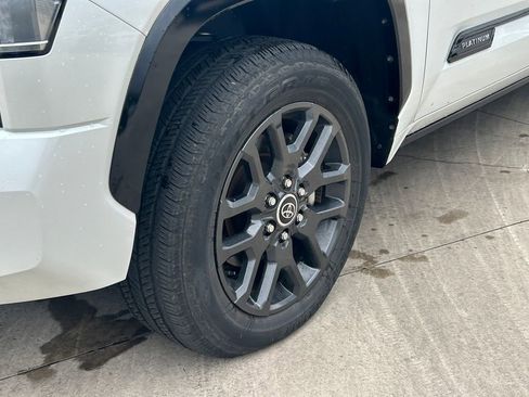 Used 2023 Toyota Tundra Platinum image 9