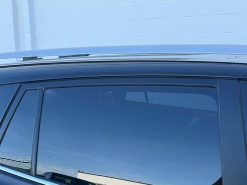 Used 2016 Toyota RAV4 LE FWD image 10
