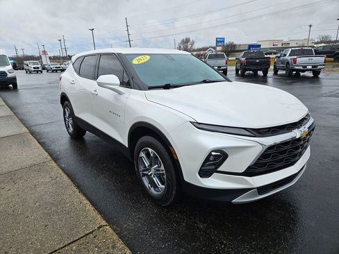 Used 2023 Chevrolet Blazer LT w/ Driver Confidence Package FWD image 4