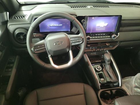 New 2025 Chevrolet Colorado Trail Boss w/ Midnight Edition image 18