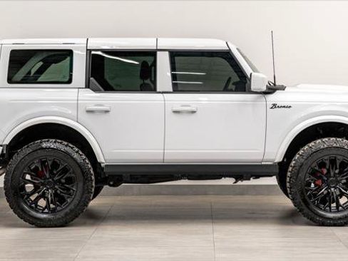 Used 2025 Ford Bronco Big Bend AWD/4WD image 6