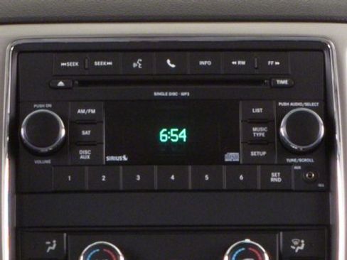 Used 2013 Jeep Grand Cherokee Overland w/ Advance Technology Group image 12