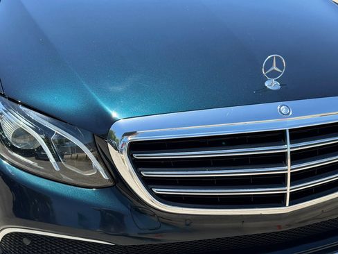 Used 2017 Mercedes-Benz E 300 4MATIC w/ Premium 1 Package image 12