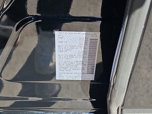 Used 2024 Nissan Pathfinder SV image 38