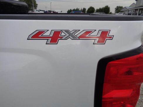 Used 2015 Chevrolet Silverado 2500 LT w/ LT Convenience Package image 28