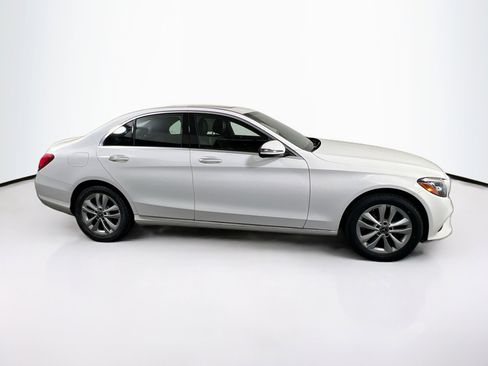 Used 2019 Mercedes-Benz C 300 4MATIC Sedan image 4