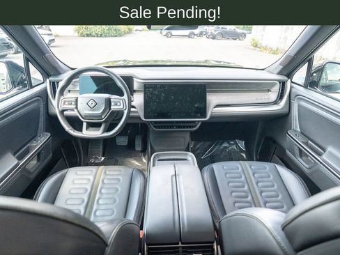 Used 2025 Rivian R1S Adventure AWD/4WD image 17