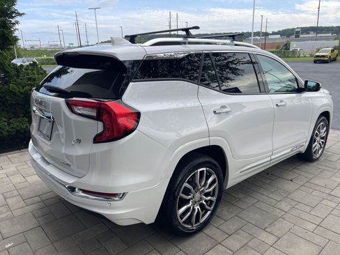 Used 2023 GMC Terrain Denali AWD/4WD image 7