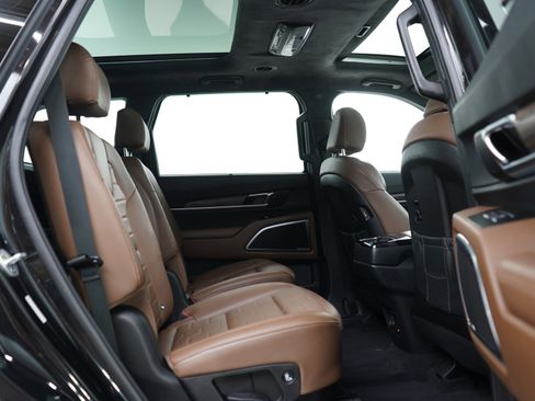 Used 2020 Kia Telluride SX w/ SX Prestige Package image 13