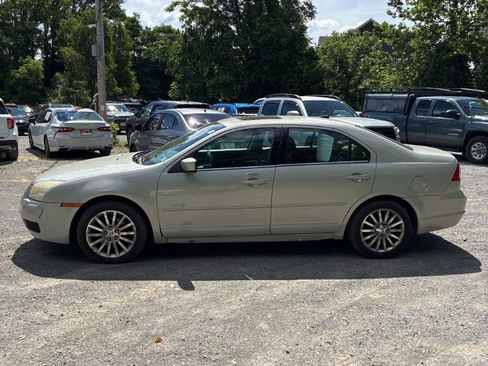 Used 2008 Mercury Milan Premier FWD image 3