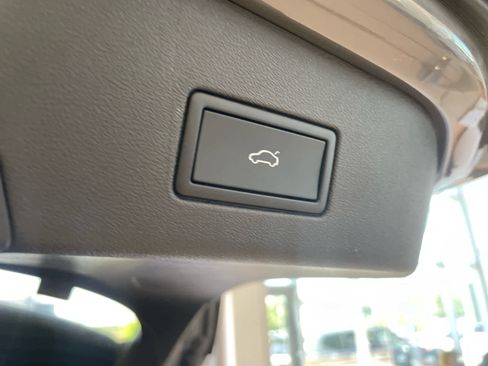 Used 2023 Volkswagen ID.4 Pro S image 27