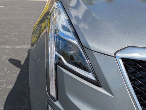 Certified 2023 Cadillac XT5 Sportv image 9