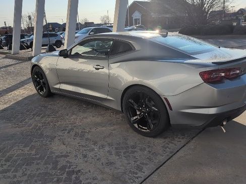 Used 2024 Chevrolet Camaro LT image 8