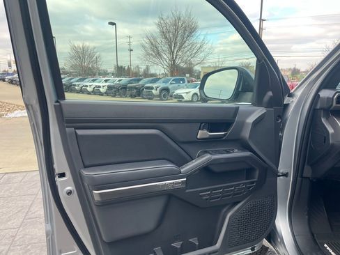 New 2026 Toyota Tacoma TRD Off-Road image 10