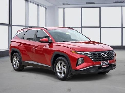 Used 2023 Hyundai Tucson SEL FWD image 3