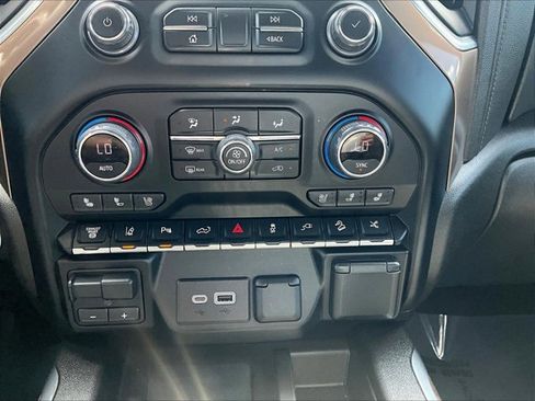 Used 2023 Chevrolet Silverado 3500 High Country w/ Z71 Off-Road Package AWD/4WD image 20