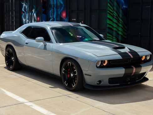 Used 2022 Dodge Challenger R/T w/ Plus Package RWD image 19