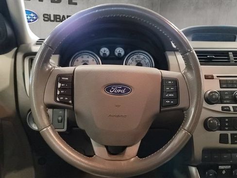Used 2010 Ford Focus SE FWD image 23