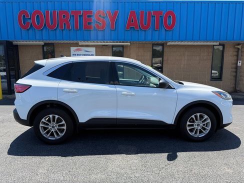 Used 2021 Ford Escape SE AWD/4WD image 8