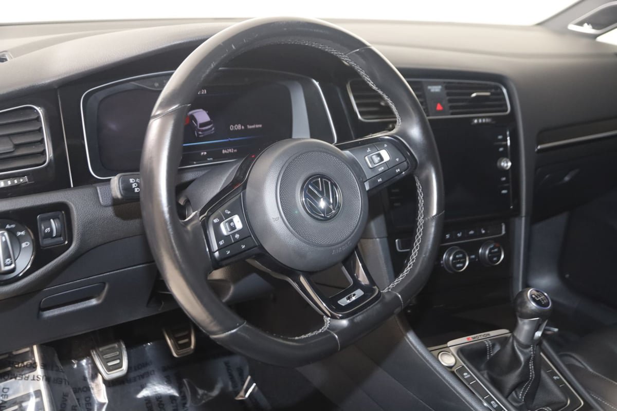 Used 2019 Volkswagen Golf 4-Door AWD/4WD image 6