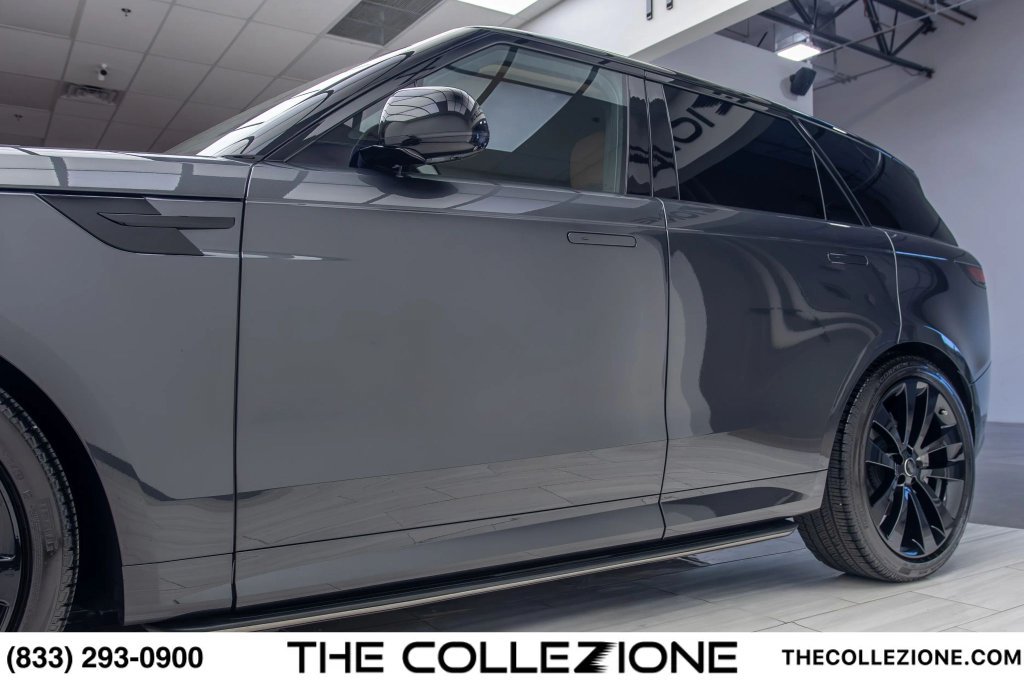 Used 2025 Land Rover Range Rover Sport Dynamic SE AWD/4WD image 11