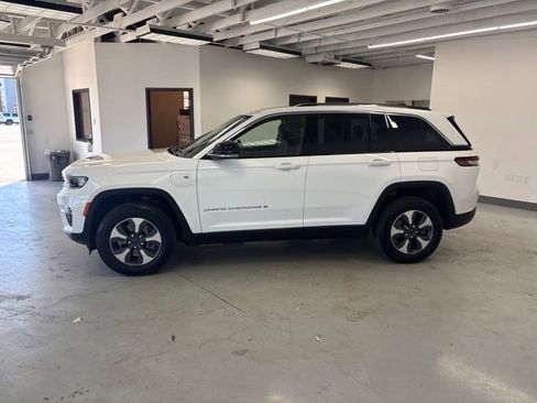 Used 2022 Jeep Grand Cherokee Limited 4xe AWD/4WD image 7
