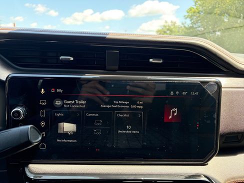 Used 2026 GMC Sierra 2500 AT4 w/ AT4 Premium Plus Package AWD/4WD image 24
