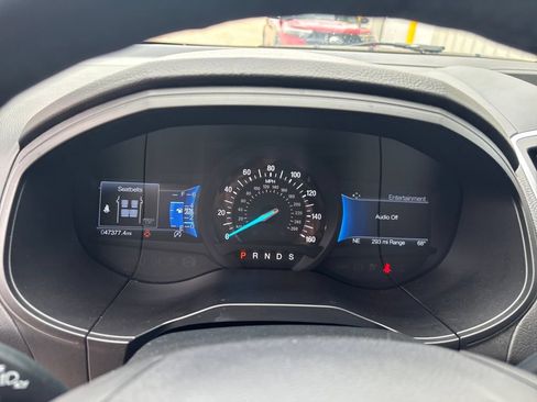 Certified 2024 Ford Edge Titanium AWD/4WD image 18