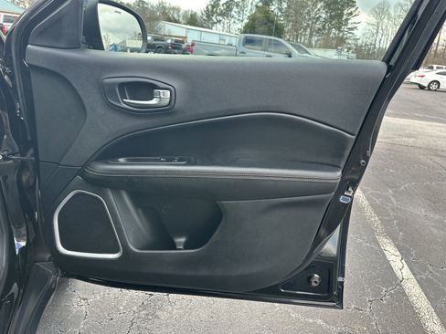 Used 2020 Jeep Compass Latitude image 15