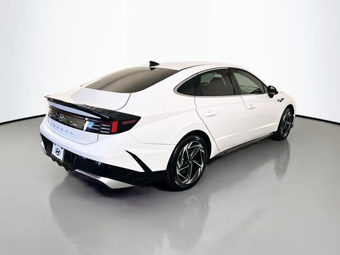New 2026 Hyundai Sonata SEL FWD image 5
