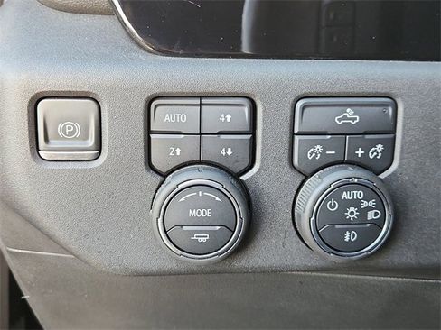 Certified 2022 Chevrolet Silverado 1500 LT Trail Boss w/ Protection Package image 17