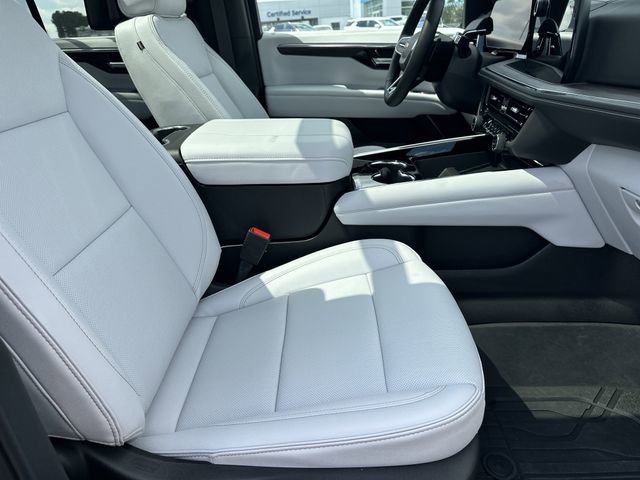 New 2025 Chevrolet Tahoe Premier RWD image 39