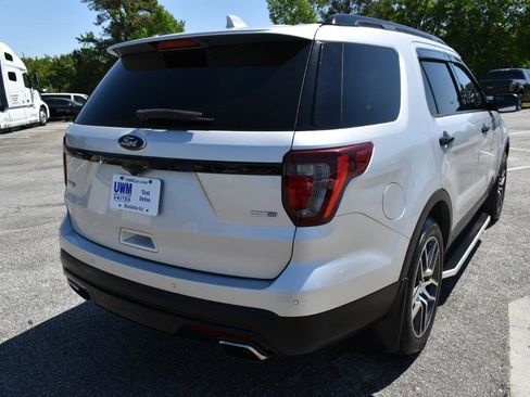 Used 2017 Ford Explorer Sport w/ Equipment Group 401A image 6