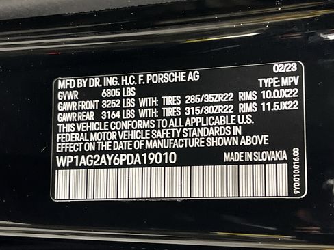 Used 2023 Porsche Cayenne GTS image 34