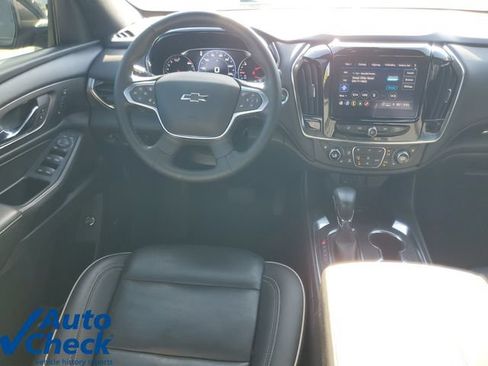 Used 2023 Chevrolet Traverse Premier w/ Redline Edition FWD image 18