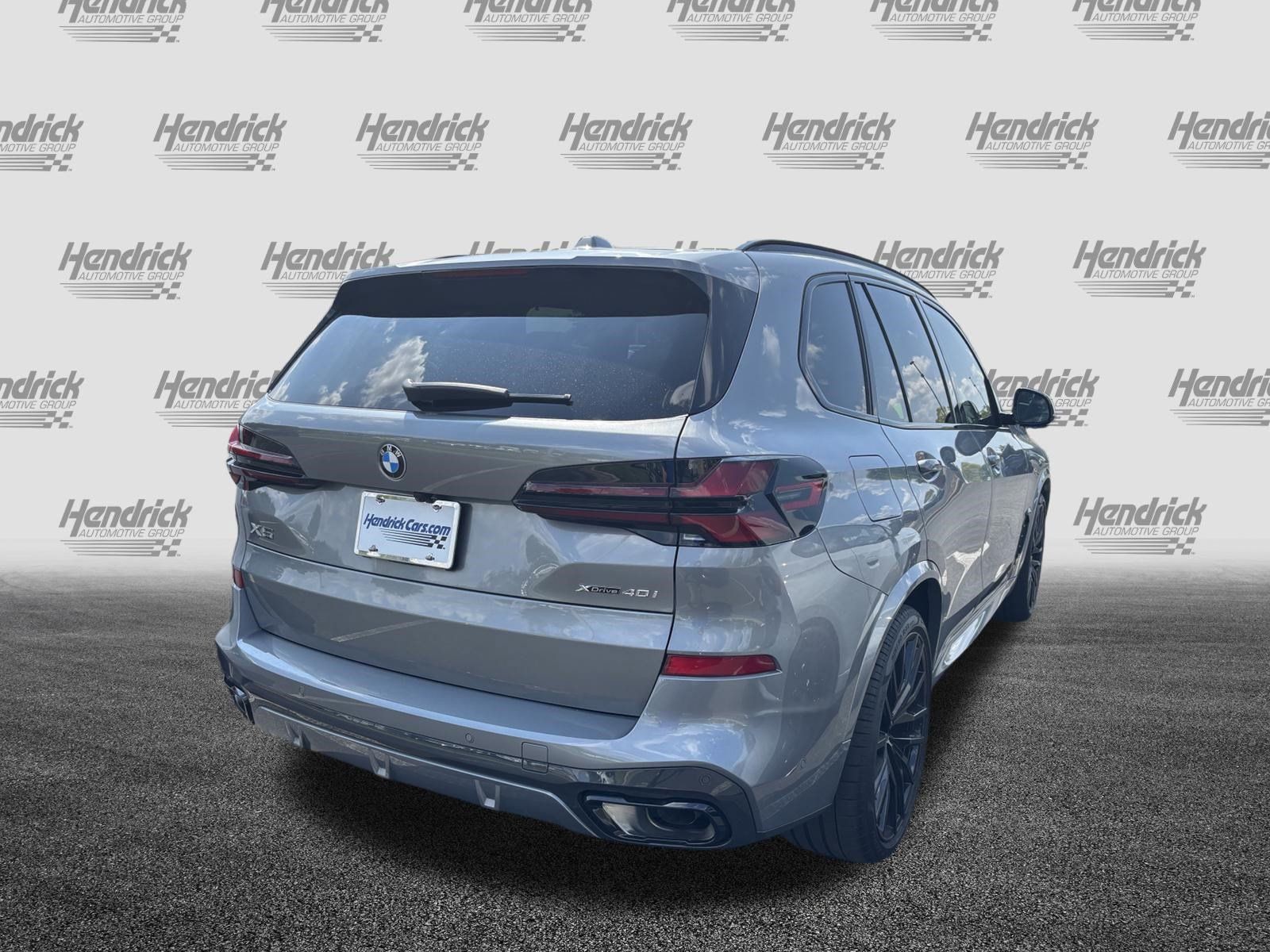 Certified 2024 BMW X5 xDrive40i w/ M Sport Package AWD/4WD image 10