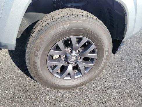 Certified 2023 Toyota Tacoma SR5 image 10