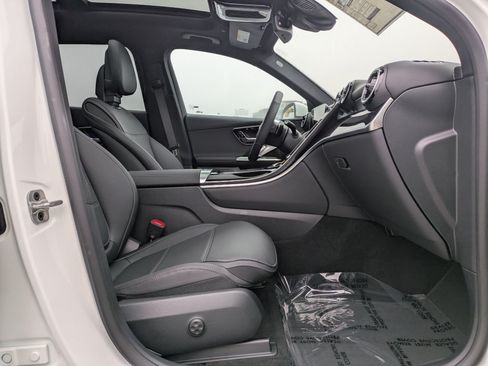 Certified 2026 Mercedes-Benz GLC 300 4MATIC image 22